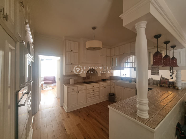 Image No.13-3 Bed House for sale