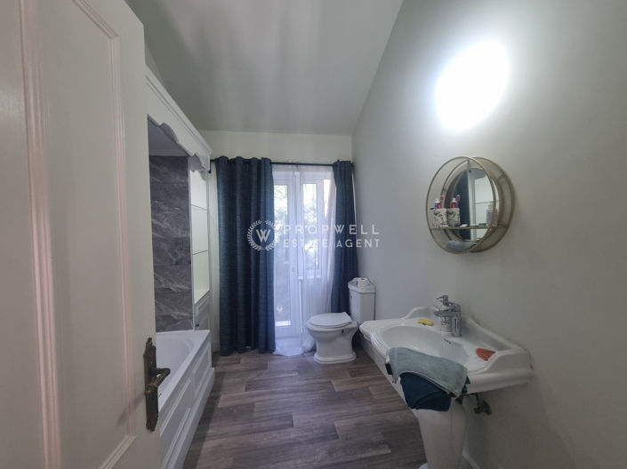 Image No.23-3 Bed House for sale