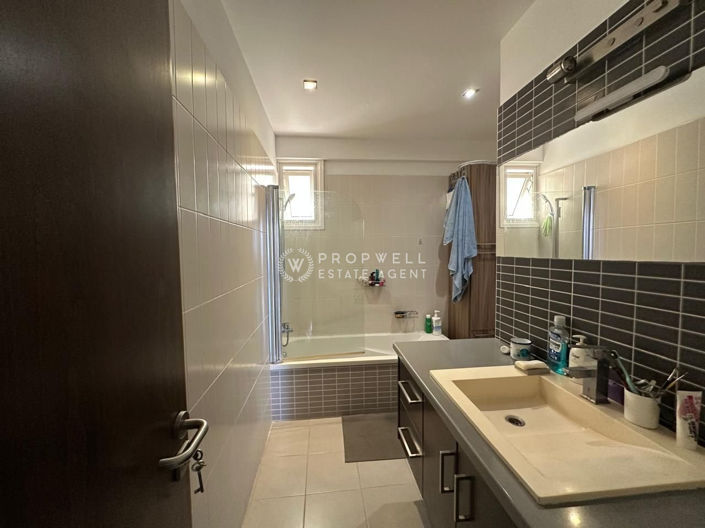 Image No.9-Appartement de 2 chambres à vendre à Mckenzie