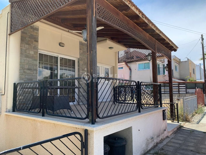 Image No.2-Bungalow de 3 chambres à vendre à Meneou