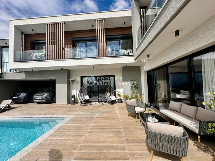 Image No.17-5 Bed Villa for sale