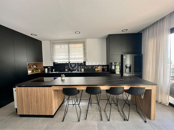 Image No.7-Villa de 5 chambres à vendre à Germasogeia