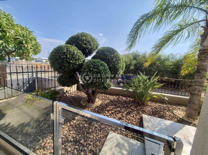 Image No.13-4 Bed House for sale