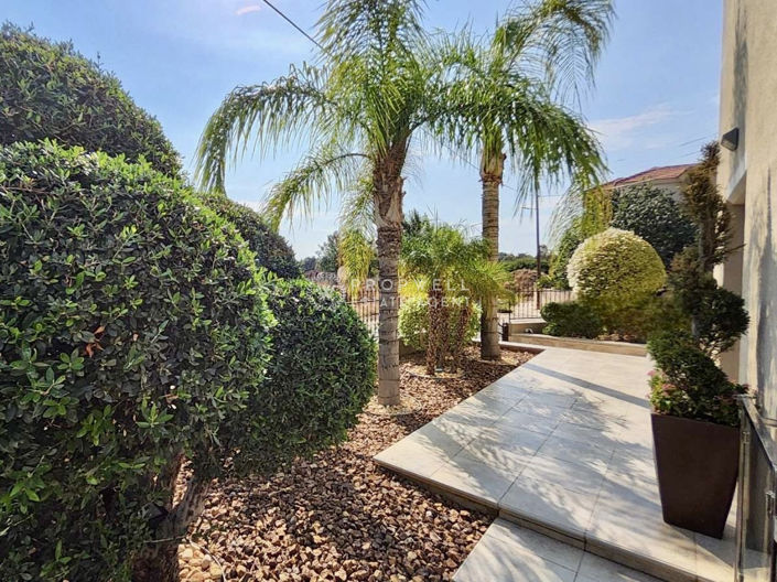 Image No.14-4 Bed House for sale