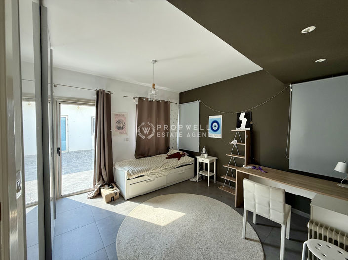 Image No.10-4 Bed House for sale