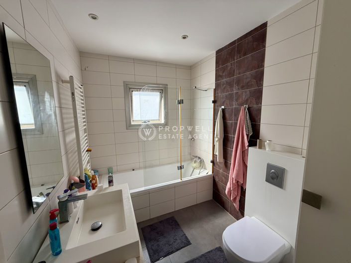 Image No.11-4 Bed House for sale
