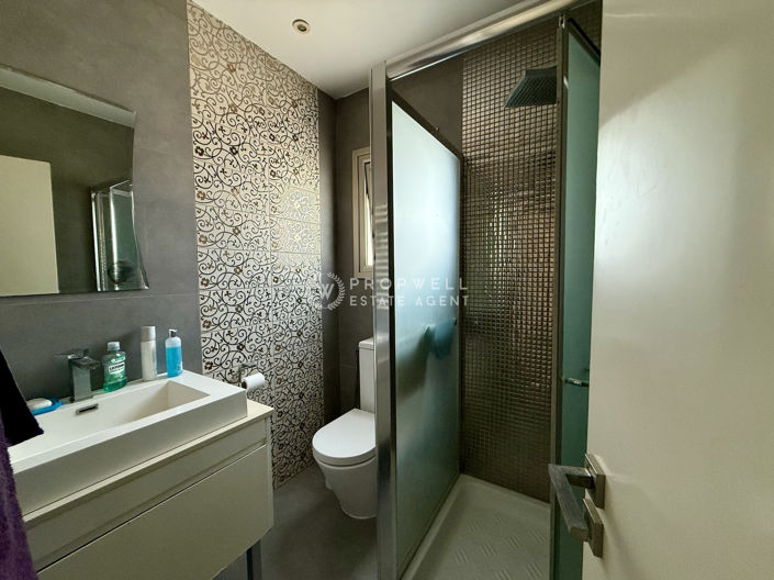 Image No.12-4 Bed House for sale