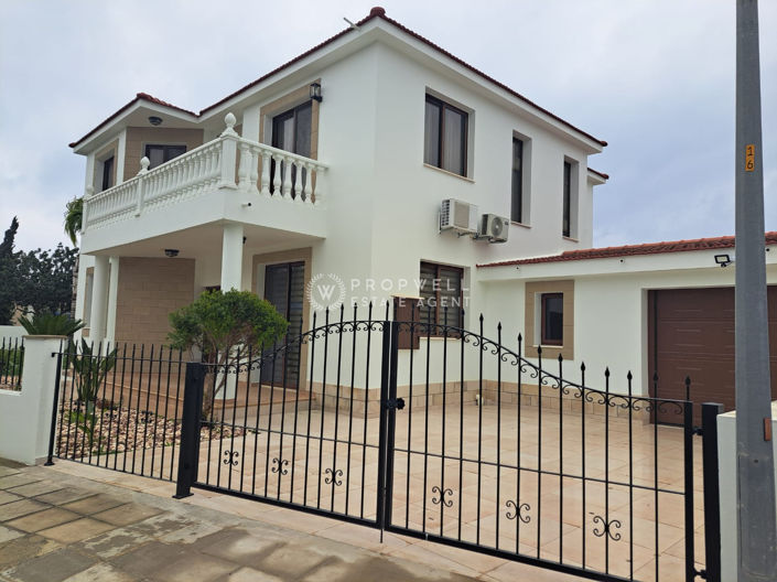 Image No.10-5 Bed Villa for sale