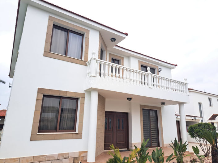 Image No.6-5 Bed Villa for sale