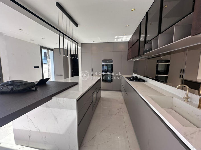 Image No.11-5 Bed Villa for sale