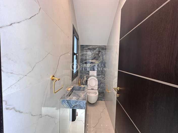 Image No.39-5 Bed Villa for sale