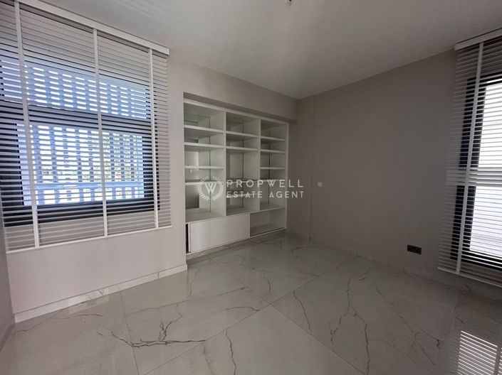 Image No.41-5 Bed Villa for sale