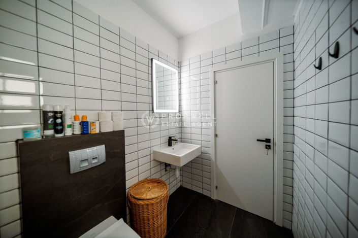 Image No.19-3 Bed Apartment for sale