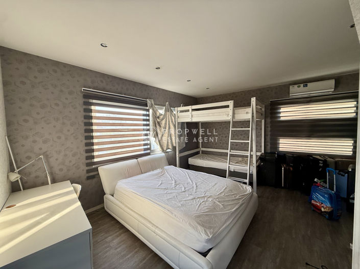 Image No.12-Villa de 6 chambres à vendre à Oroklini