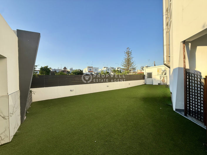 Image No.16-Villa de 6 chambres à vendre à Oroklini