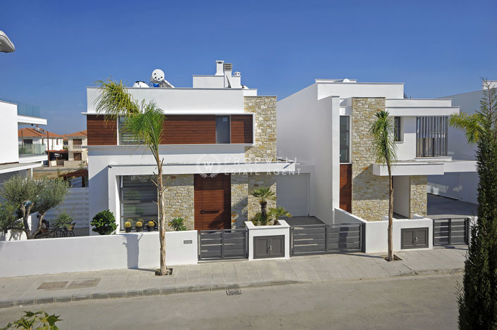 Image No.22-5 Bed Villa for sale
