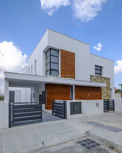 Image No.6-5 Bed Villa for sale