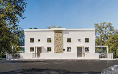 1 - Kiti, House