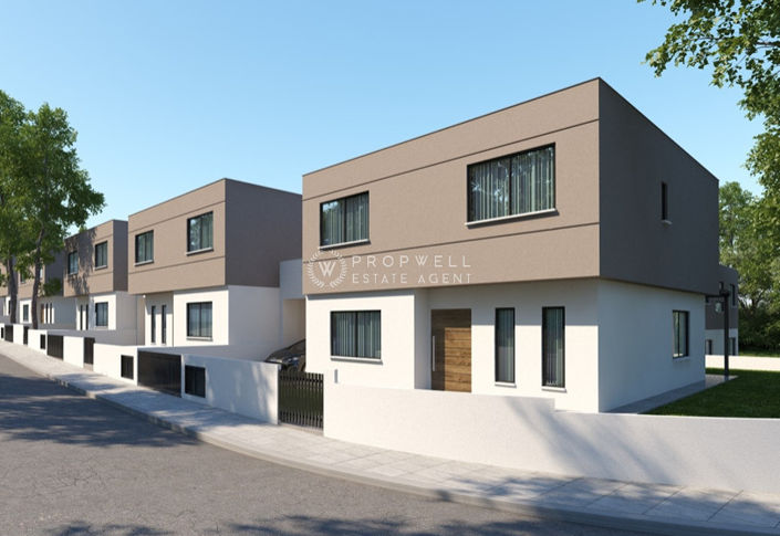 Image No.2-4 Bed House for sale