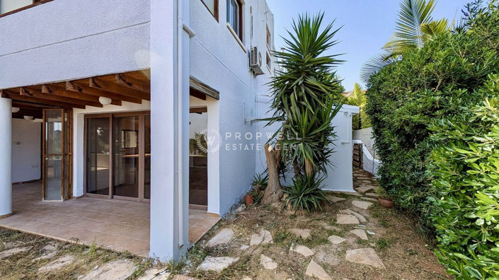 Image No.21-4 Bed House for sale