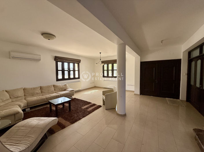 Image No.6-5 Bed Villa for sale