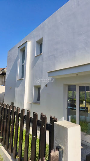 Image No.14-3 Bed House for sale