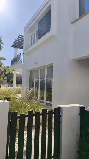 Image No.16-3 Bed House for sale