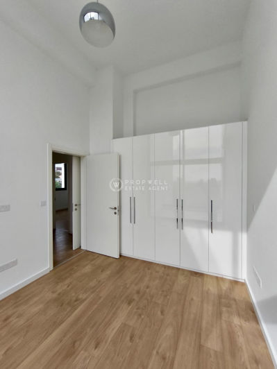 Image No.8-3 Bed House for sale