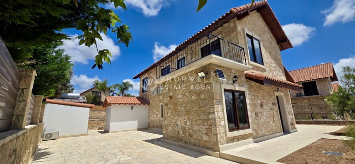Image No.4-4 Bed House for sale