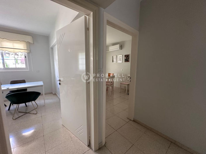 Image No.14-10 Bed Property for sale