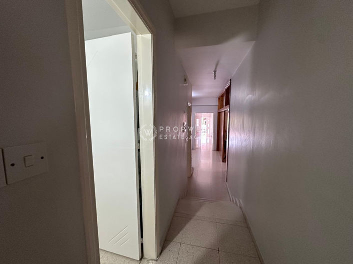 Image No.22-10 Bed Property for sale