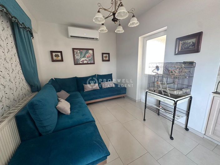Image No.40-10 Bed Property for sale