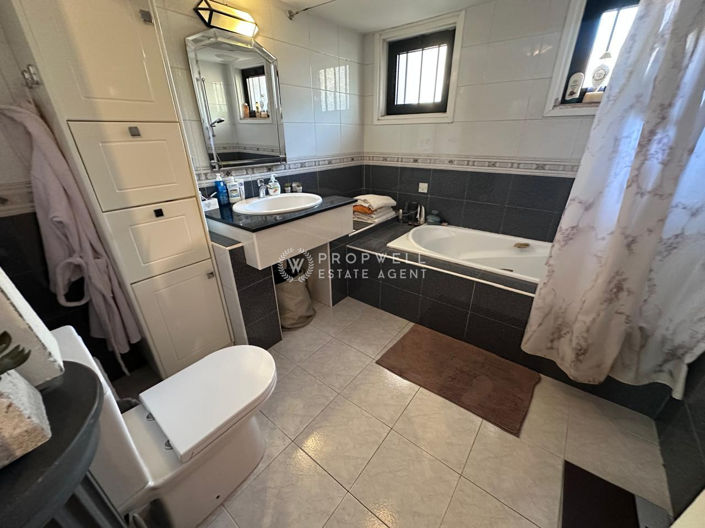 Image No.20-Appartement de 3 chambres à vendre à Larnaca