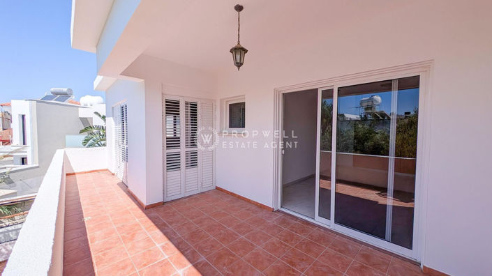 Image No.20-3 Bed House for sale