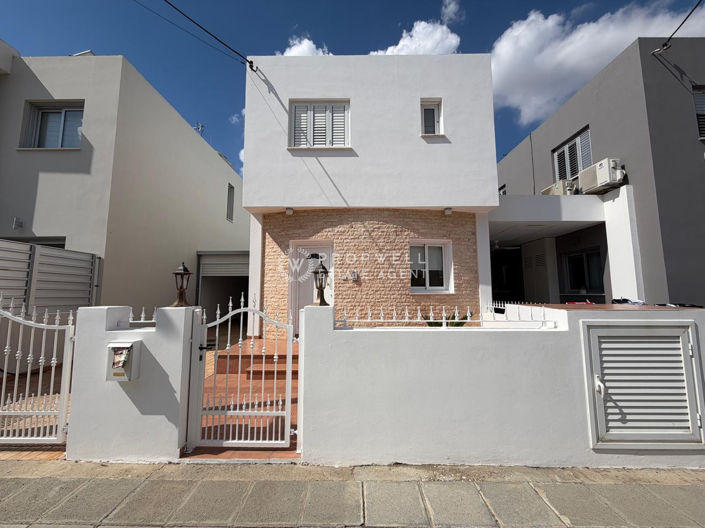 Image No.22-3 Bed House for sale
