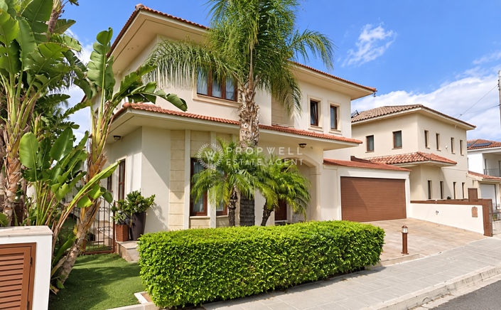 Image No.3-5 Bed House for sale