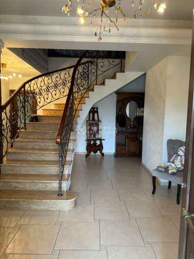 Image No.4-5 Bed House for sale