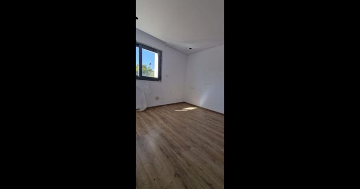 Image No.22-2 Bed Apartment for sale