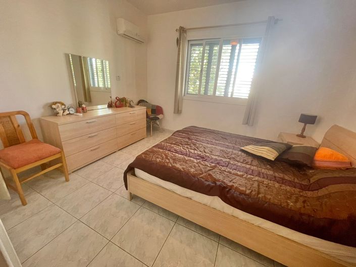 Image No.7-2 Bed House for sale