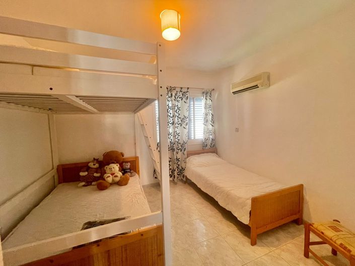 Image No.8-2 Bed House for sale