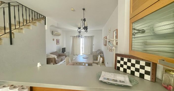 Image No.13-2 Bed House for sale