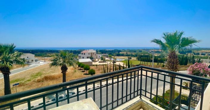 Image No.6-2 Bed House for sale