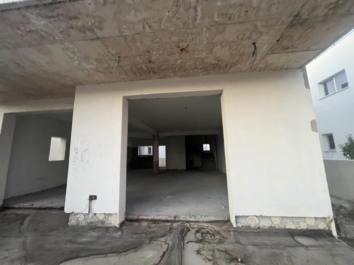 Image No.32-3 Bed House for sale