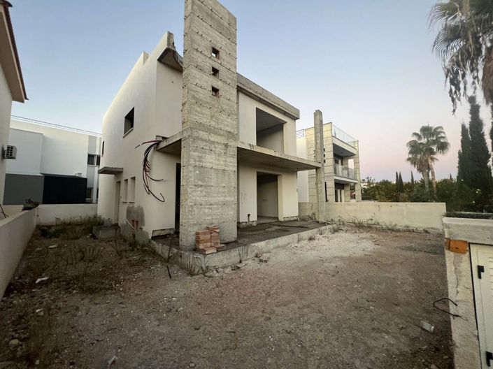 Image No.33-3 Bed House for sale
