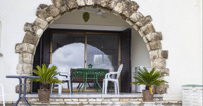 Image No.11-3 Bed House for sale