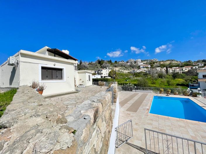 Image No.8-3 Bed House for sale