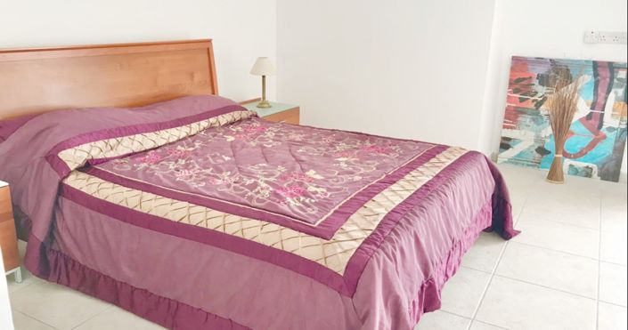 Image No.13-3 Bed House for sale