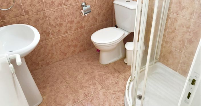 Image No.7-3 Bed House for sale