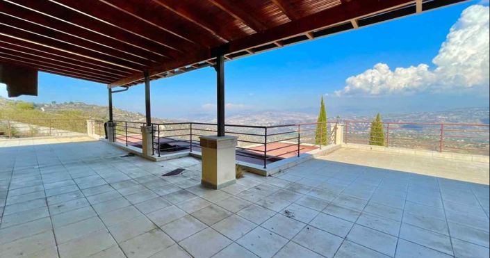 Image No.10-4 Bed House for sale