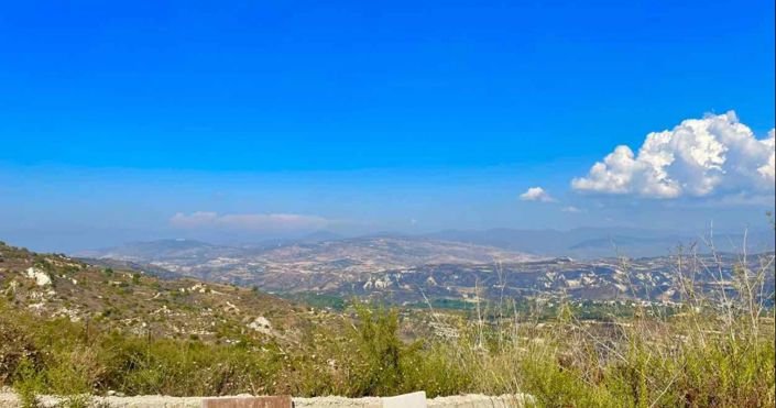 Image No.2-4 Bed House for sale